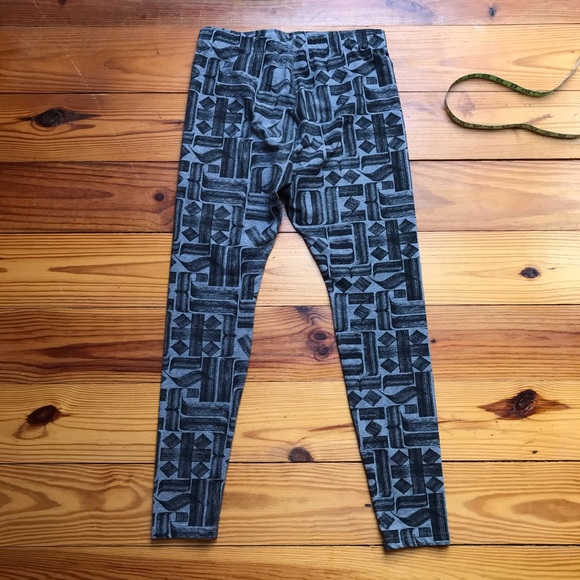 Nike Grey Black Cotton Leggings, EUC, M - Picture 7 of 10